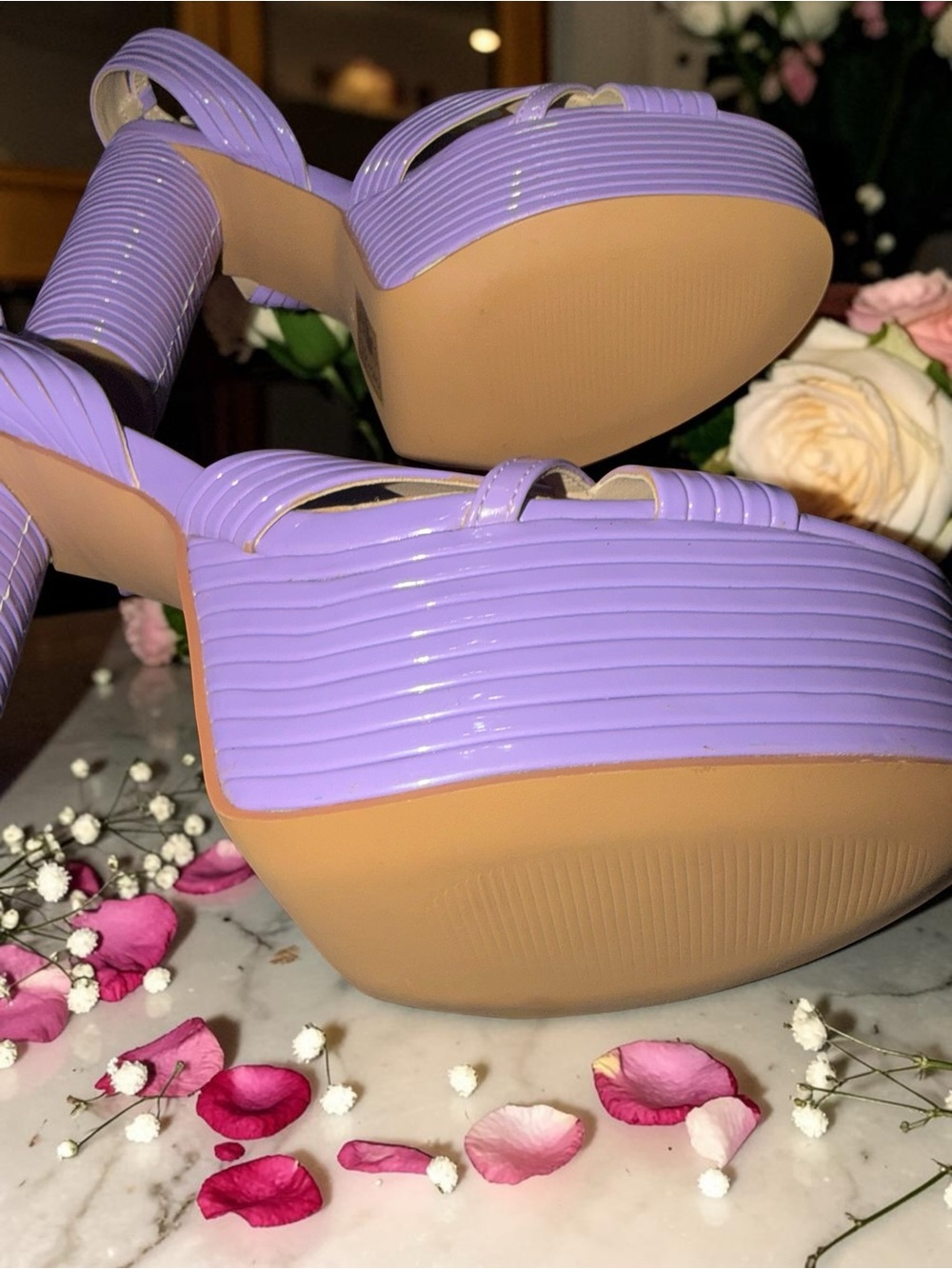 Azaela Wang NWOT Platform Sandals in Lavender Purple with Ankle Strap - Picture 3 of 6